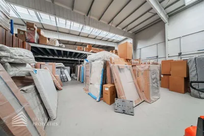 Gewerbeimmobilie kaufen in Mödling – 2 282 m², € 2.900.000 – Bild 11 von 19