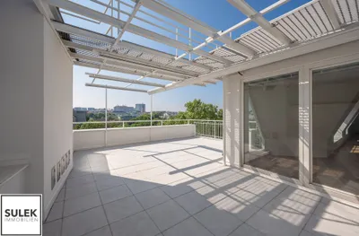 **Wohllebengasse: großzügige Dachgschosswohnung mit Terrasse u. Fernblick - Nähe Belvedere / Innenstadt ** – Bild 3