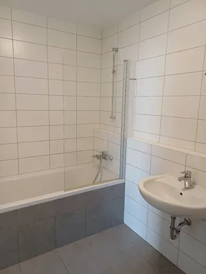 3-Zimmer-Wohnung mieten in Perg – 68 m², € 748 – Bild 8 von 8