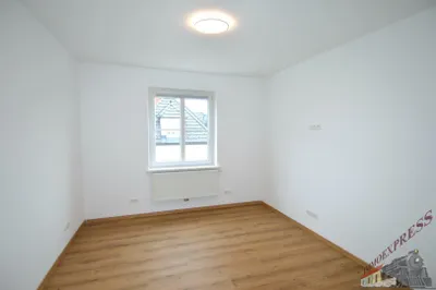Gewerbeimmobilie kaufen in Wiener Neustadt – 340 m², € 849.000 – Bild 4 von 29