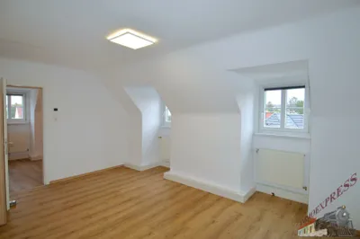 Gewerbeimmobilie kaufen in Wiener Neustadt – 340 m², € 849.000 – Bild 2 von 29