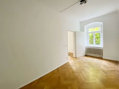 12-Zimmer-Gewerbeimmobilie kaufen in Wels – 364 m², € 1.700.000 – Bild 29 von 39