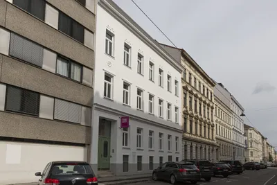 Wohnung kaufen in Wien – 261 m², € 370.000 – Bild 5 von 13