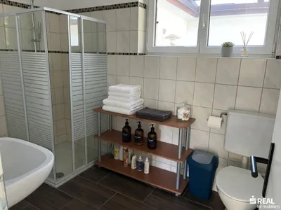 3-Zimmer-Haus kaufen in Feldkirchen – 1 133 m², € 228.000 – Bild 7 von 11