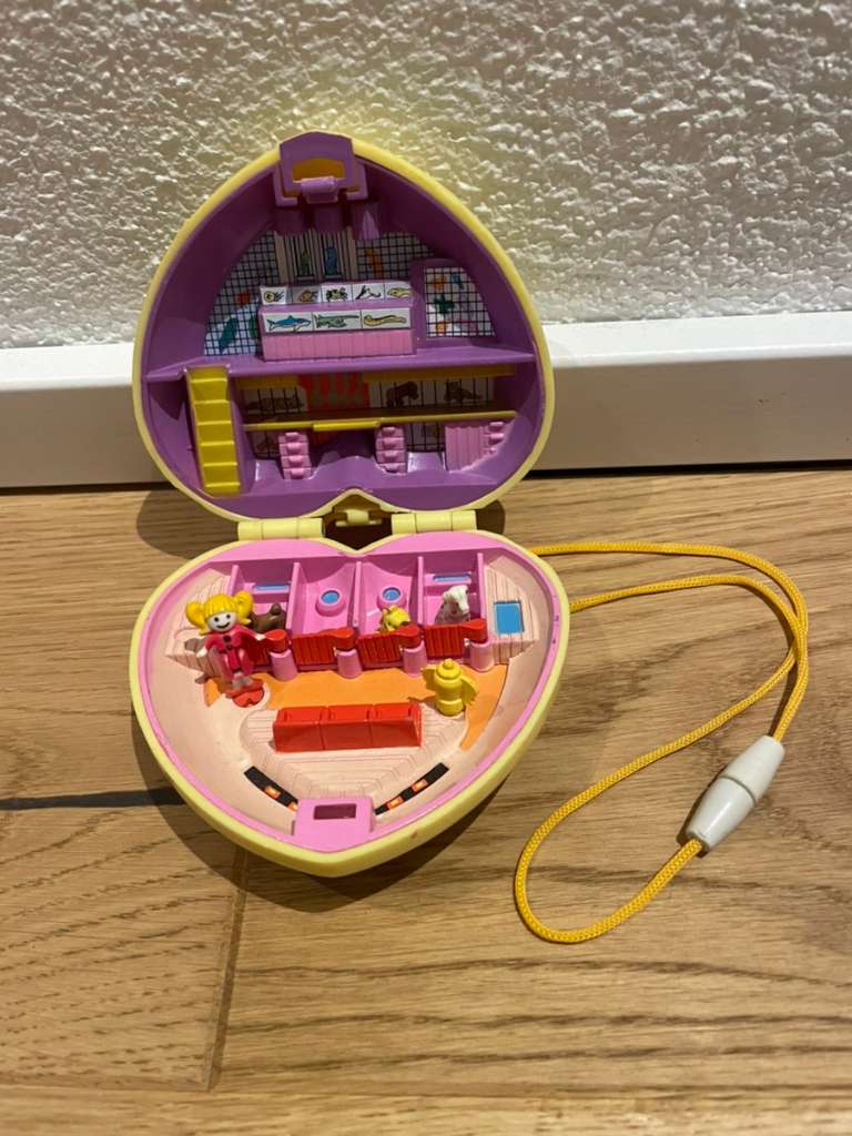 verkauft Lovely Kitty Small World Polly Pocket 90er