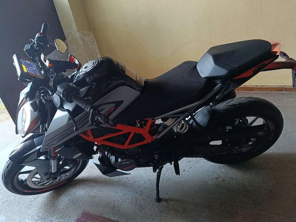 KTM Duke