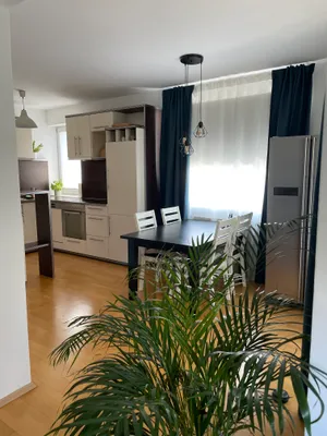 3-Zimmer-Wohnung mieten in Baden – 95 m², € 1.500 – Bild 2 von 15
