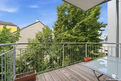 Viel Platz zum Wohlfühlen - helle 3-Zimmer-Wohnung mit Balkon (fully furnished!)