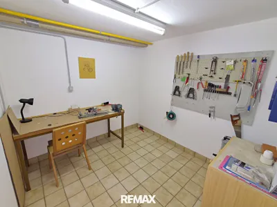 4-Zimmer-Haus kaufen in Baden – 142,1 m², € 420.000 – Bild 24 von 38