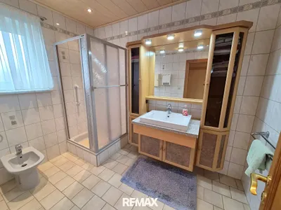 4-Zimmer-Haus kaufen in Baden – 142,1 m², € 420.000 – Bild 9 von 38
