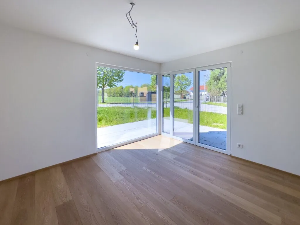 MODERNE DOPPELHAUSHÄLFTEN IN LAMPRECHTSHAUSEN – pohled 2