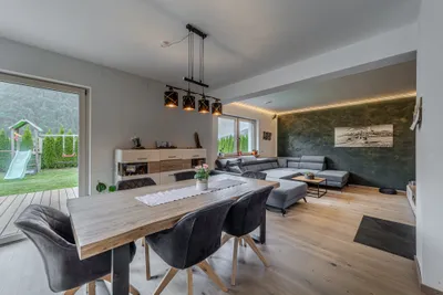 5-Zimmer-Haus kaufen in Kitzbühel – 155 m², € 990.000 – Bild 2 von 8