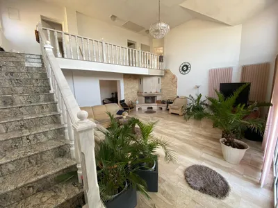 7-Zimmer-Haus kaufen in Wiener Neustadt Land – 303,26 m², € 595.000 – Bild 5 von 6