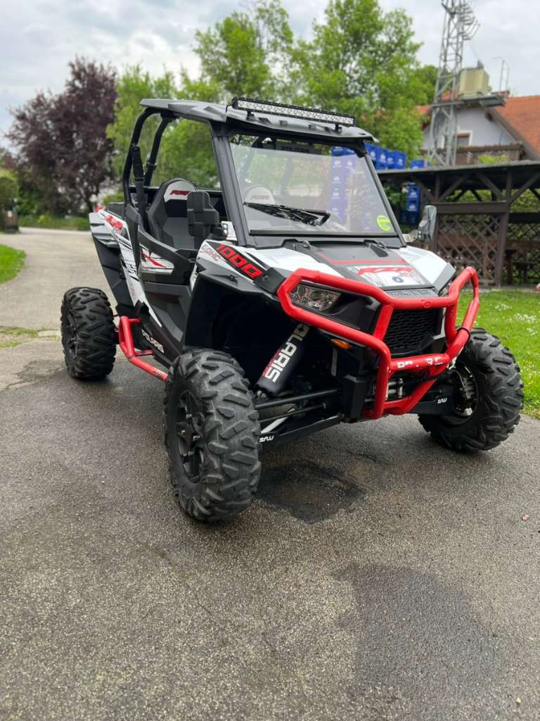 Polaris RZR 1000 XP Quad