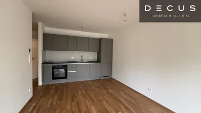 / EIGENGARTEN / 2 ZIMMER / TERRASSE / VERFÜGBAR AB SOFORT