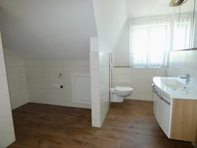 4-Zimmer-Wohnung mieten in Braunau am Inn – 150 m², € 1.450 – Bild 15 von 16