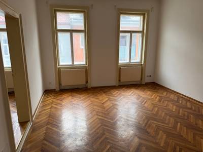 Schöne geräumige 3,5 Zimmer Wohnung