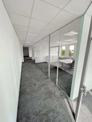 Gewerbeimmobilie mieten in Wien – 341 m², € 12 – Bild 10 von 10