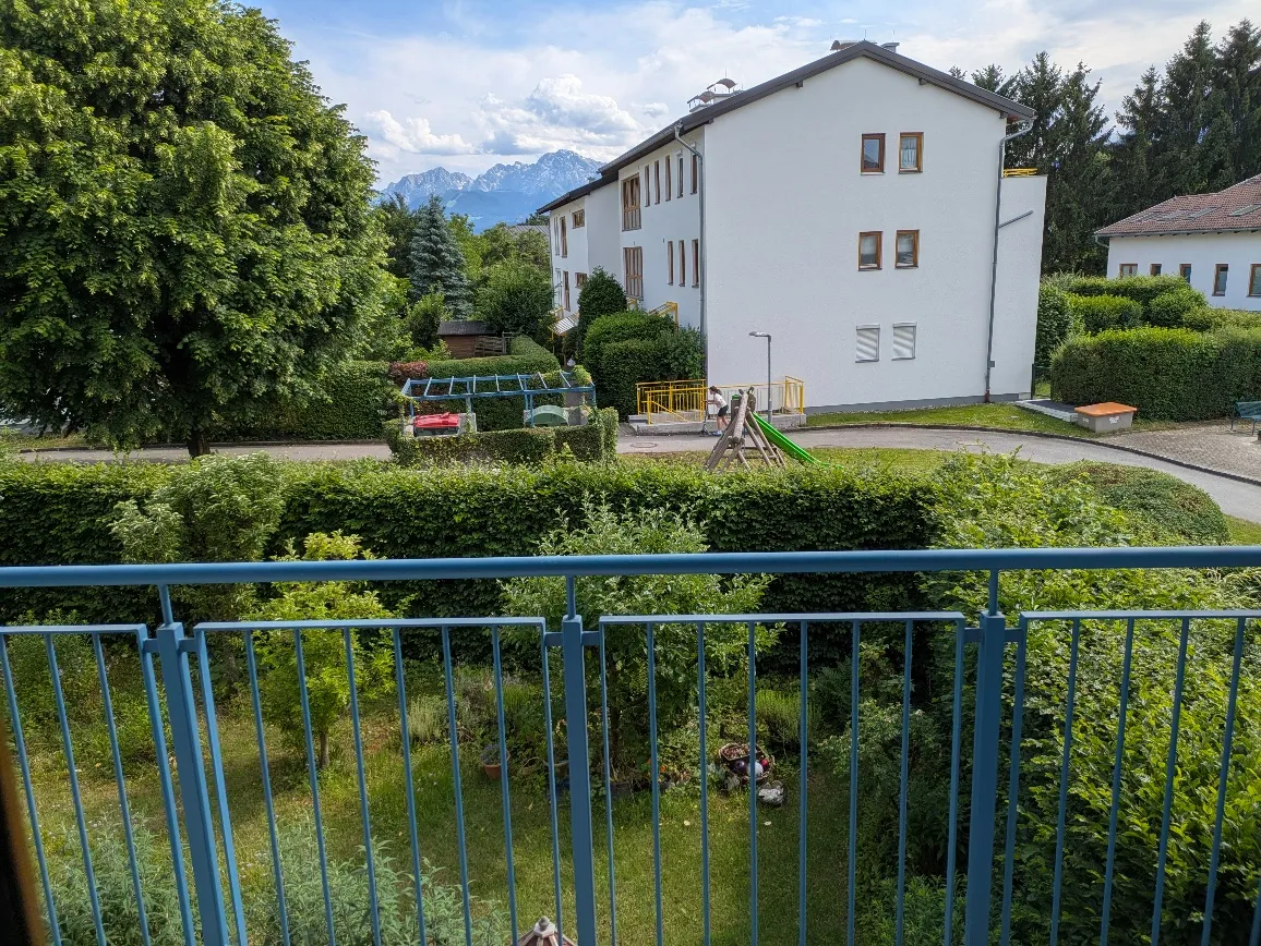 Privat: ruhige, helle 2 Zimmer Wohnung, Balkon, inkl. TG, Salzburg Süd - Ansicht 3