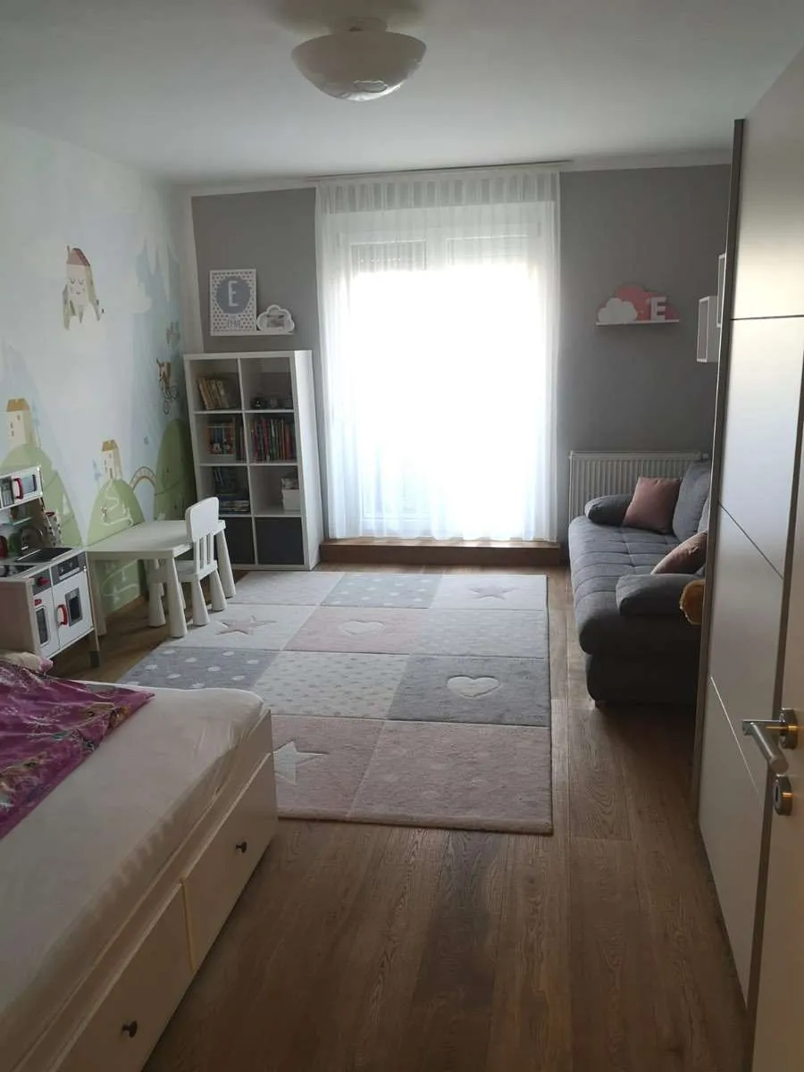 2-toaline korter, 104 m²