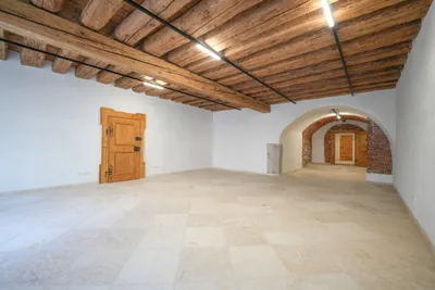 2-Zimmer-Gewerbeimmobilie mieten in Wels – 108 m², € 1.537 – Bild 14 von 20