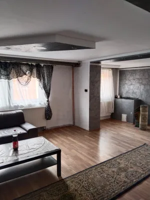 6-Zimmer-Haus kaufen in Mistelbach – 168 m², € 77.000 – Bild 4 von 20