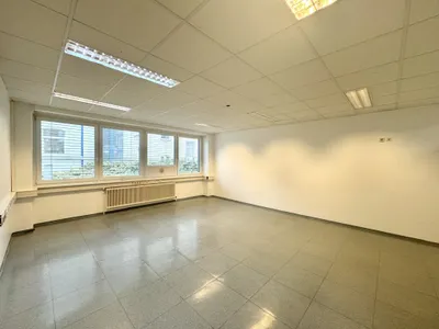 10-Zimmer-Gewerbeimmobilie mieten in Wien – 580 m², € 5.918 – Bild 14 von 17