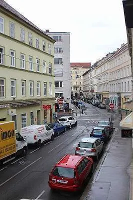 Schönes, schickes Zimmer (KEINE GANZE WOHNUNG - SINGLE ROOM, NOT AN APPARTMENT) in bester Lage Naschmarktnähe – Bild 2