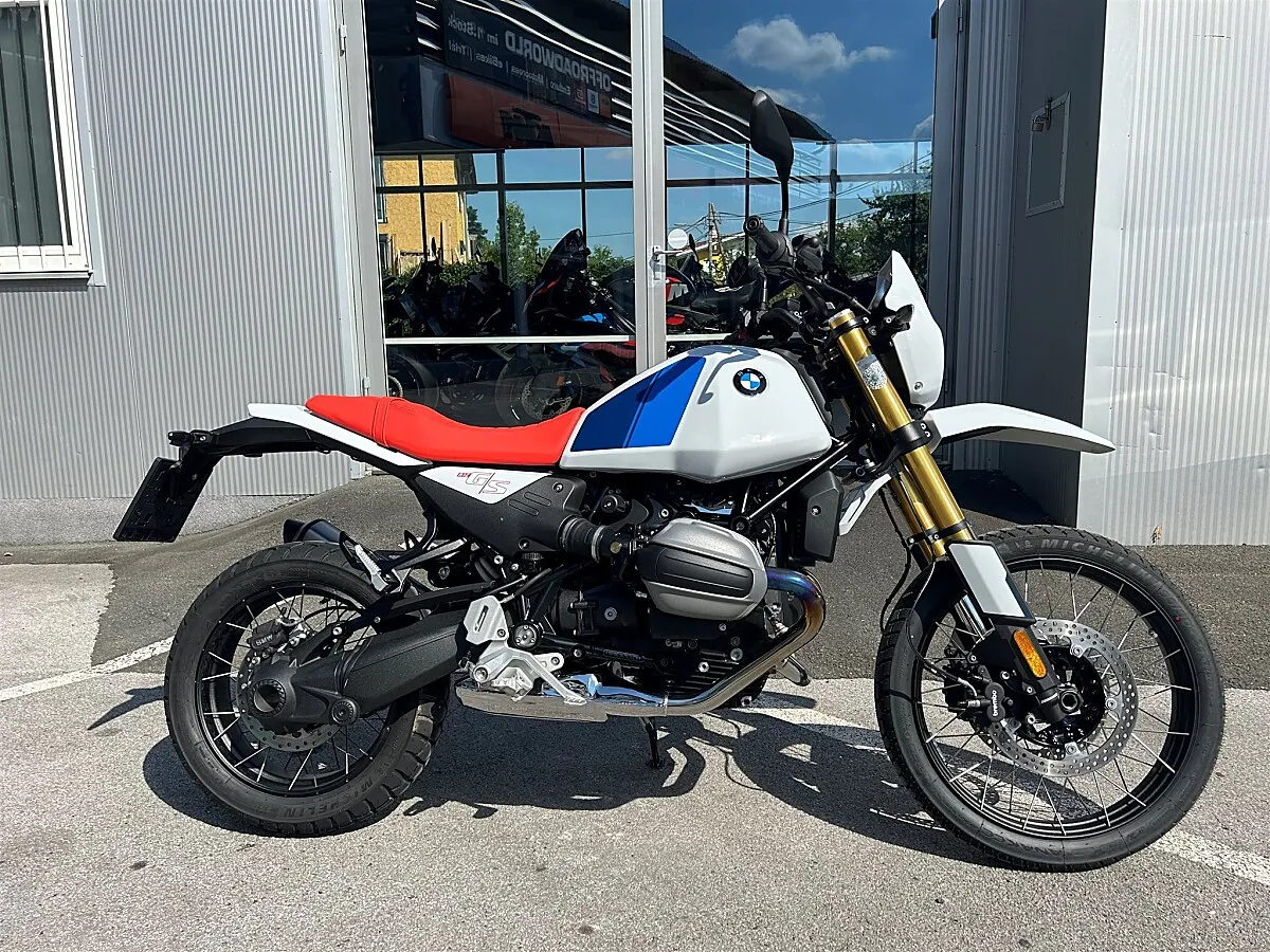 BMW R NineT