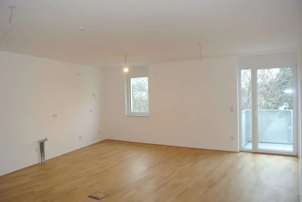Coole ANLAGEWOHNUNG, perfekt für Studenten, Blick ins Grüne, Ruhelage und Top Öffi- Anbindung – pohled 3