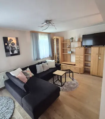 2-Zimmer-Wohnung mieten in Leoben – 83 m², € 891 – Bild 1 von 8