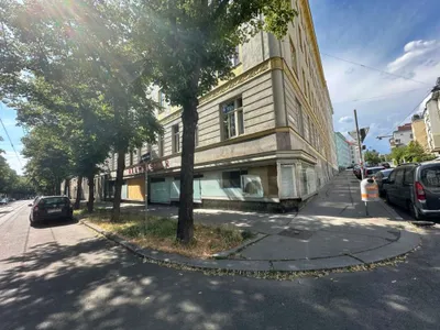 Gewerbeimmobilie mieten in Wien – 234 m², € 4.095