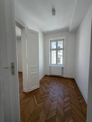 Helle, ruhige 2-Zimmer Wohnung – Bild 2
