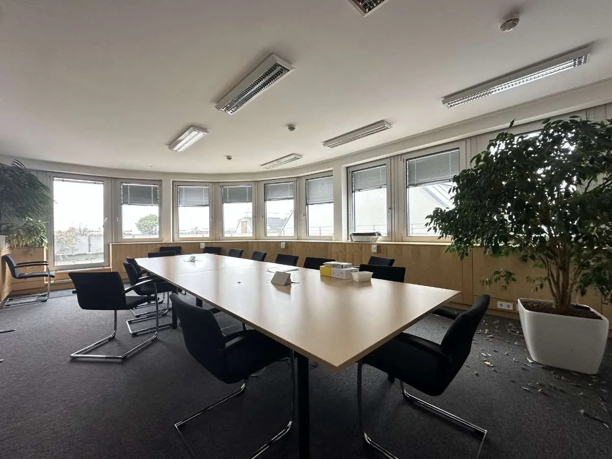 OC5 - lichtdurchflutetes Büro im 4 OG - Ansicht 3