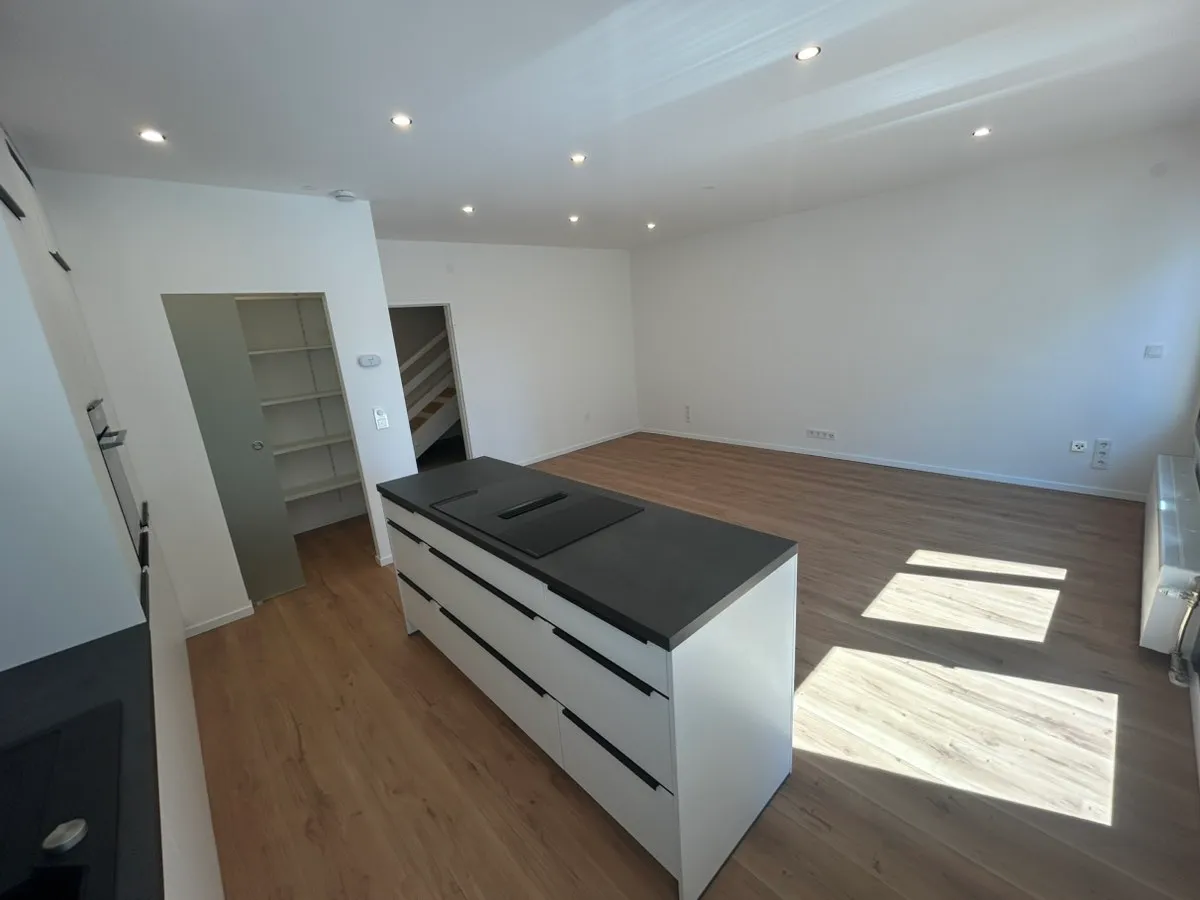 Provisionsfreie Maisonettewohnung mit großer Terrasse - Ansicht 3
