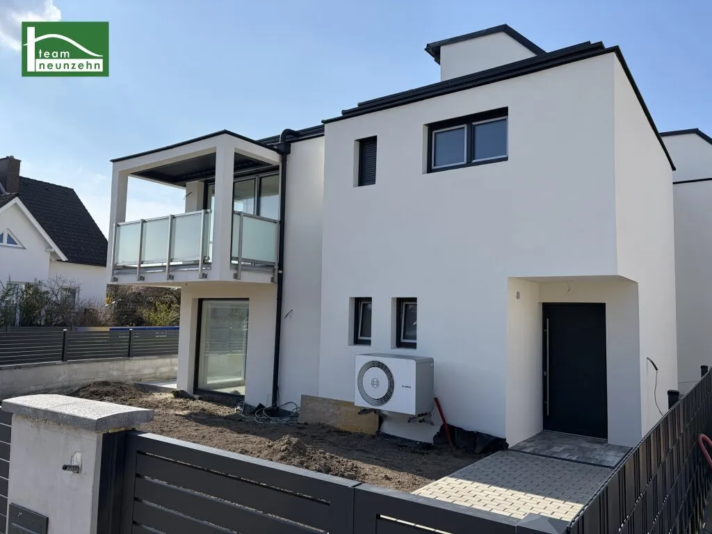 Modernes Reihenhaus in Ruhelage - Terrassen, Garten, Balkon - Perfekte Raumaufteilung - Große Dachterrasse und 2 Parkplätze - Widok 3