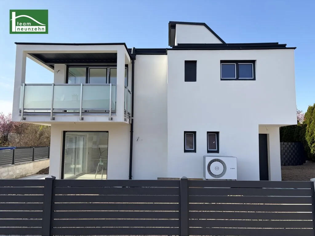 Modernes Reihenhaus in Ruhelage - Terrassen, Garten, Balkon - Perfekte Raumaufteilung - Große Dachterrasse und 2 Parkplätze, Bad Vöslau