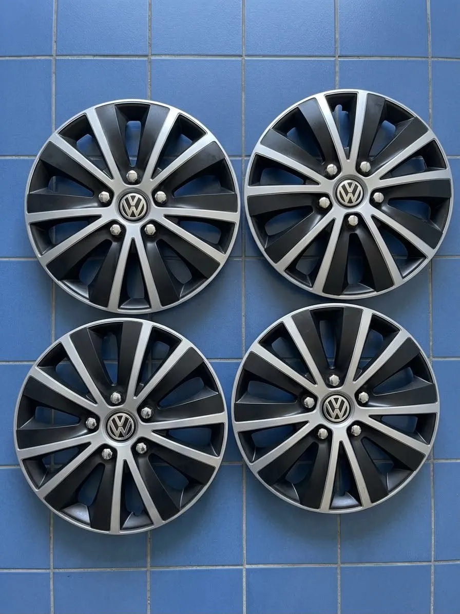 Vw 15 Zoll Radkappen Zierkappen Vw Stahlfelgen Kappen R15, € 40,- (2700 Wiener Neustadt)
