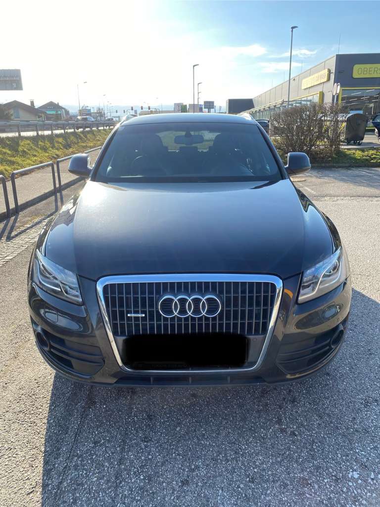 Audi Q5 2.0TDI SUV / Geländewagen