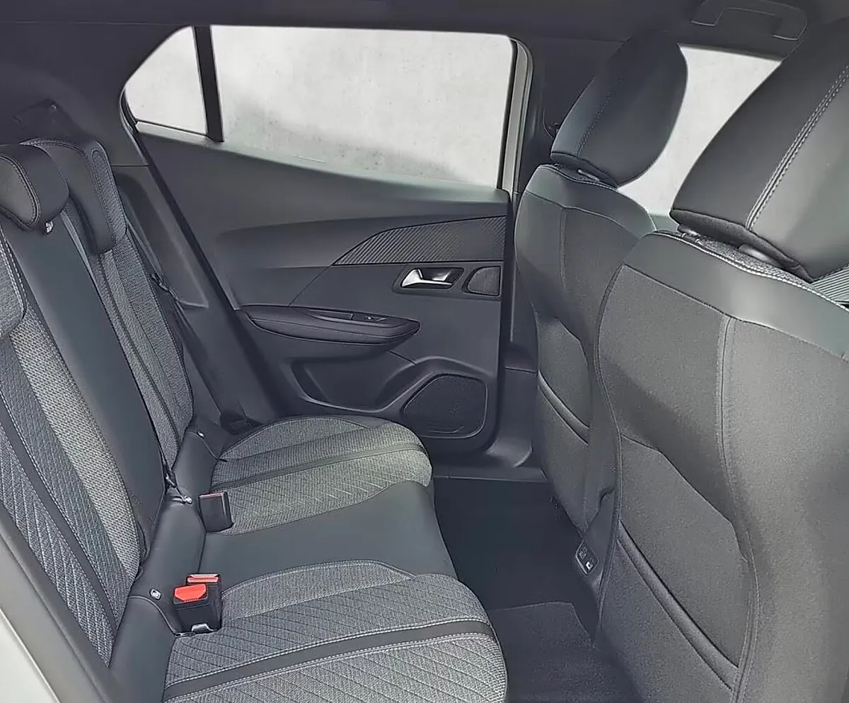 Peugeot 2008 Allure – Bild 5