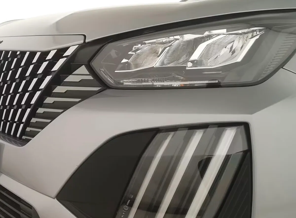 Peugeot 2008 Allure – Bild 7