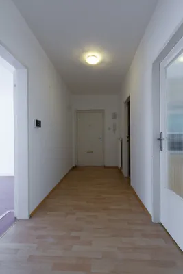 4-Zimmer-Gewerbeimmobilie mieten in Linz – 82 m², € 1.098 – Bild 11 von 12
