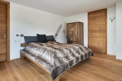 6-Zimmer-Haus mieten in Kitzbühel – 291 m², € 9.525 – Bild 16 von 28