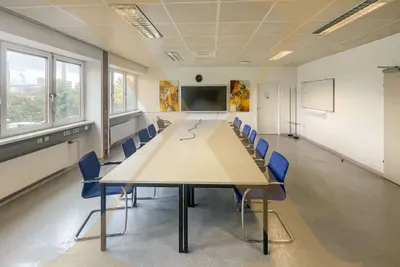 Gewerbeimmobilie mieten in Linz – 445 m², € 5.626