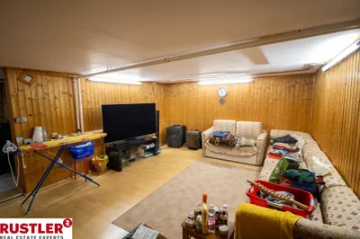 4-Zimmer-Haus mieten in Wien – 190 m², € 2.600 – Bild 7 von 12