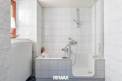 7-Zimmer-Gewerbeimmobilie kaufen in Rohrbach – 225 m², € 995.000 – Bild 8 von 23