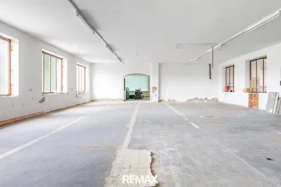 7-Zimmer-Gewerbeimmobilie kaufen in Rohrbach – 225 m², € 995.000 – Bild 16 von 23