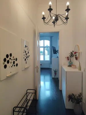 Wunderschöne möblierte Wohnung zur Zwischenmiete in ehemaliger Fabrik – Bild 2