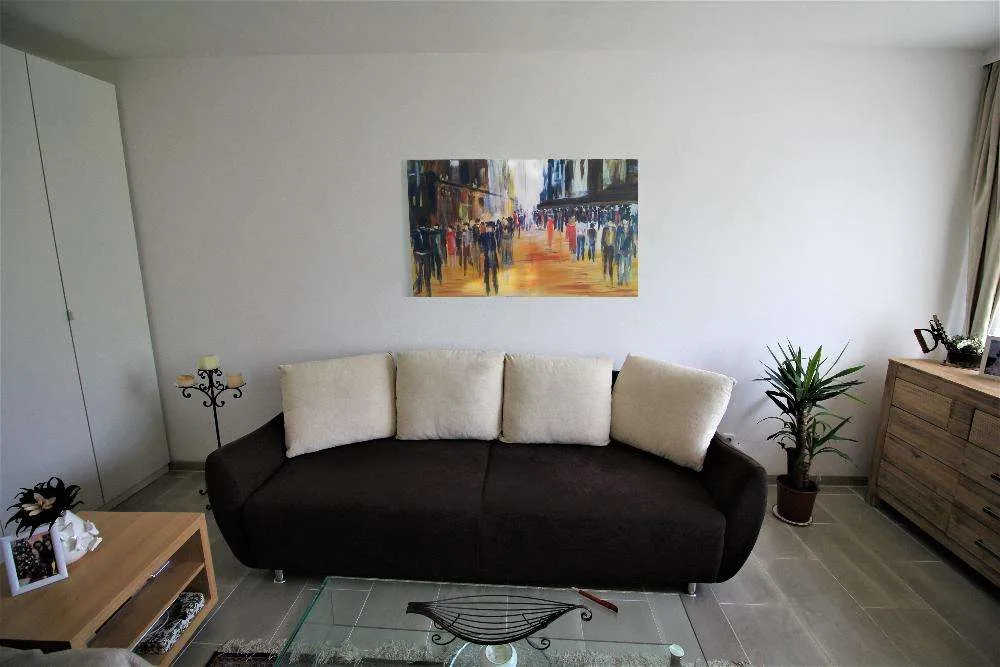 3-Zimmer-Wohnung in guter Wohnlage mit bestem Verkehrsanschluss - Ansicht 2