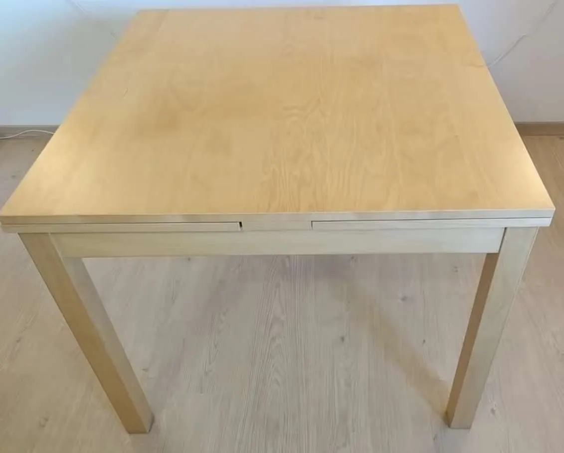 IKEA Tisch 90x90, € 0,- (6130 Schwaz)